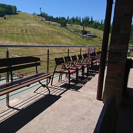 Osrodek Sportu I Rekreacji Gora Kamiensk Hotel Ozga ภายนอก รูปภาพ