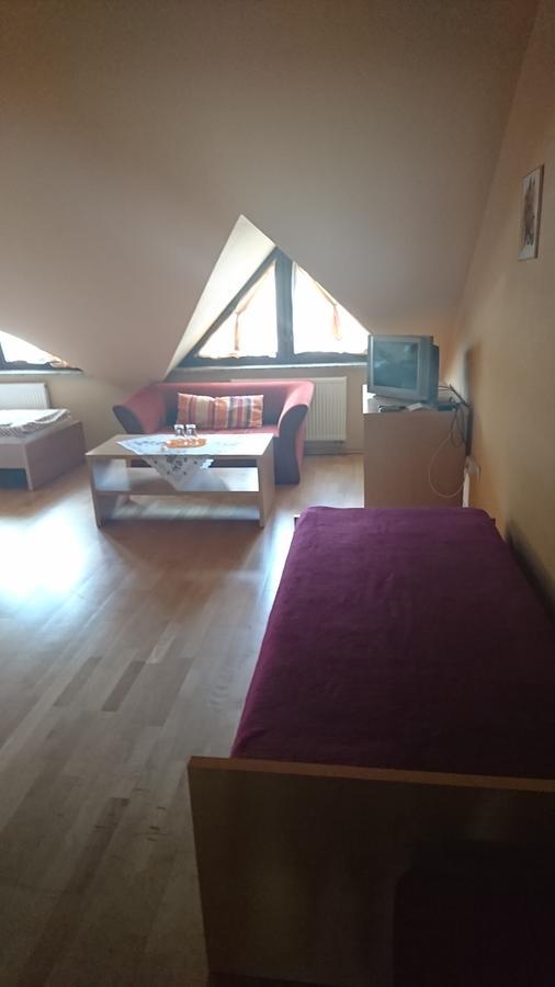 Osrodek Sportu I Rekreacji Gora Kamiensk Hotel Ozga ภายนอก รูปภาพ
